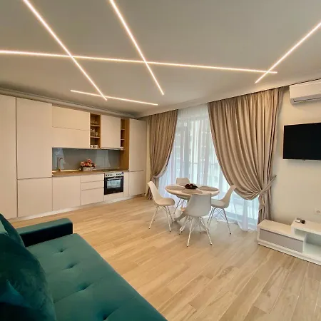 Valy Summerland Apartament Mamaja